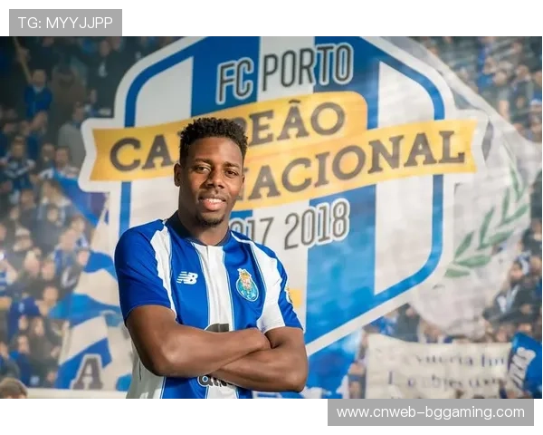 法甲冬季转会窗观察：租借市场活跃，俱乐部财务策略调整应对赛季中期挑战